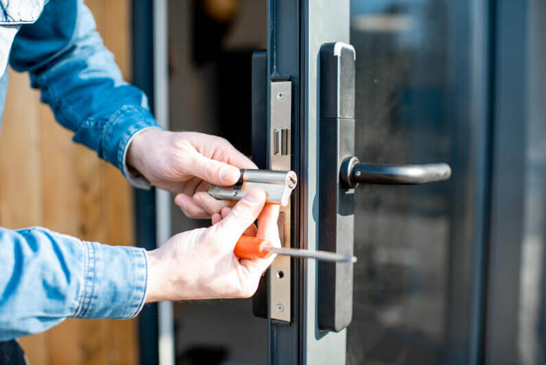 locksmith davie